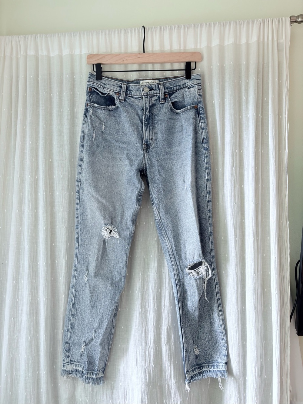 Abercrombie & Fitch Light Blue Distressed The Mom High Rise Jeans